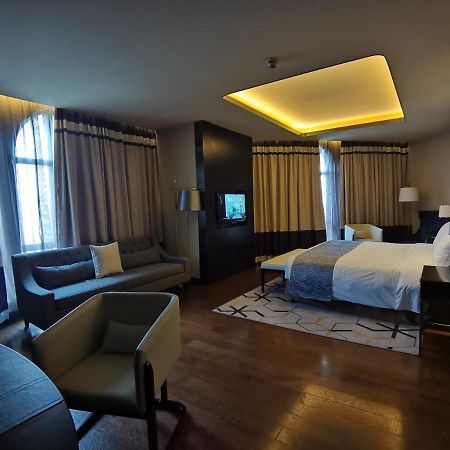 PRIMUS Hotel Wuhan Hannan Bagian luar foto