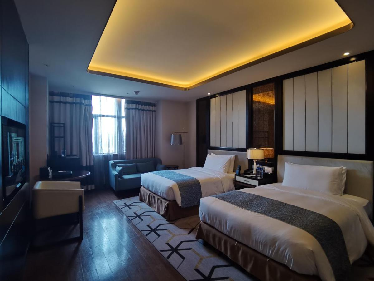 PRIMUS Hotel Wuhan Hannan Bagian luar foto